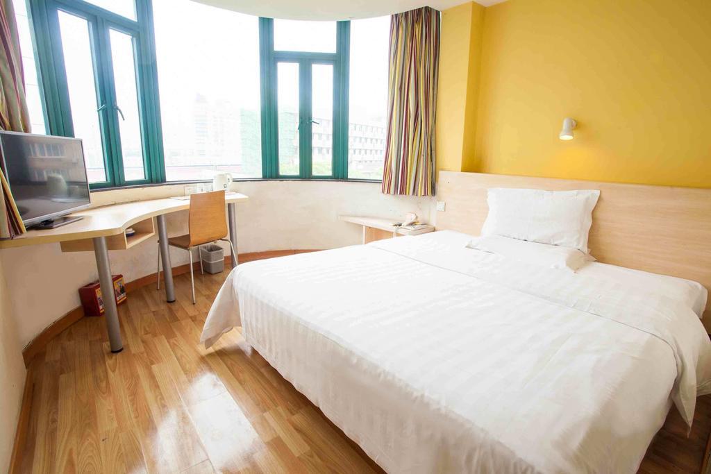 7Days Inn Chongqing Wanzhou Gaosuntang Quarto foto